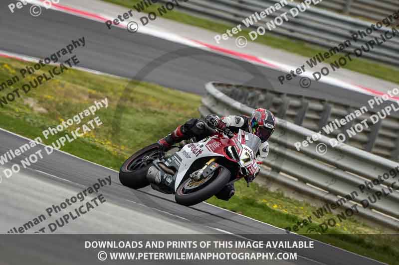 cadwell no limits trackday;cadwell park;cadwell park photographs;cadwell trackday photographs;enduro digital images;event digital images;eventdigitalimages;navarra;no limits trackdays;peter wileman photography;racing digital images;trackday digital images;trackday photos